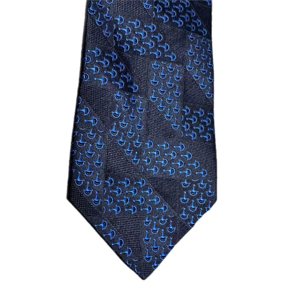 Gucci Made in Italy Navy Blue Micro-Pattern Silk Tie